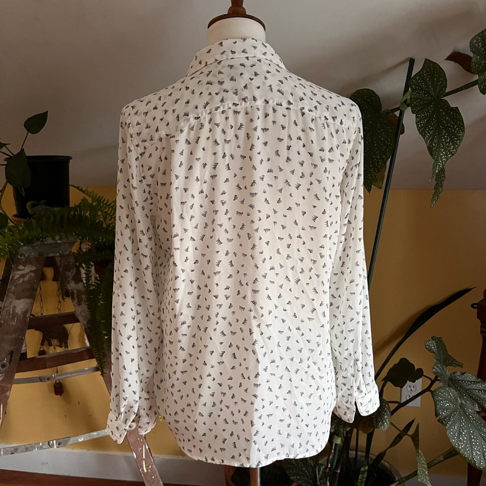 Loft Button Down Blouse Medium Petite Collar Eyel… - image 5